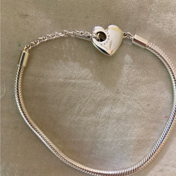 Pandora S925 ALE Sterling Silver Heart with‎ T-Bar Clasp Starter Charm Bracelet - Picture 1 of 11